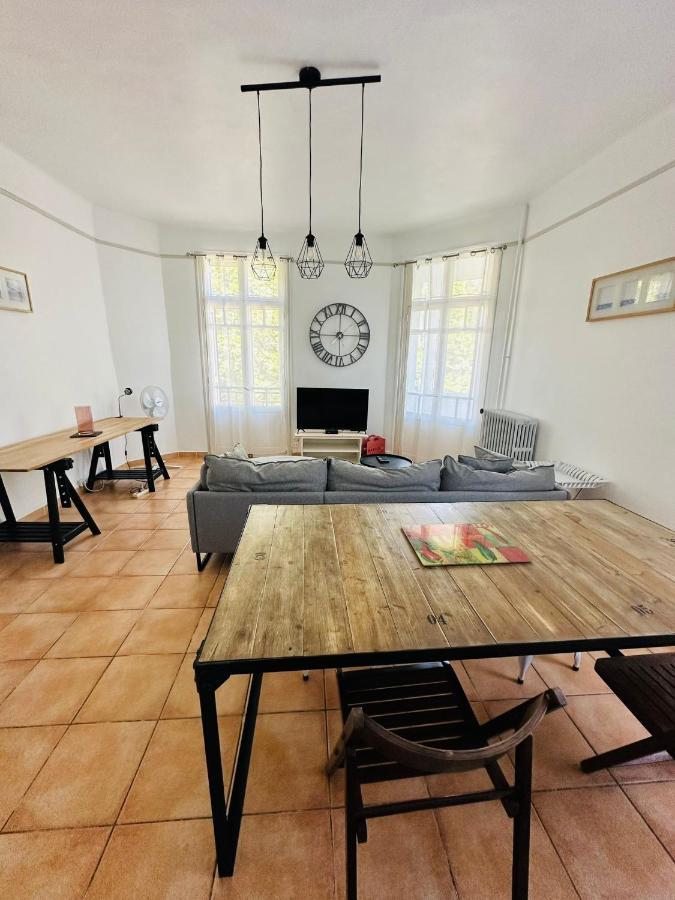 Appartement Lumineux Et Spacieux 2 Chambres Avec Parking Gratuit Dans La Rue Perpignan Exterior foto