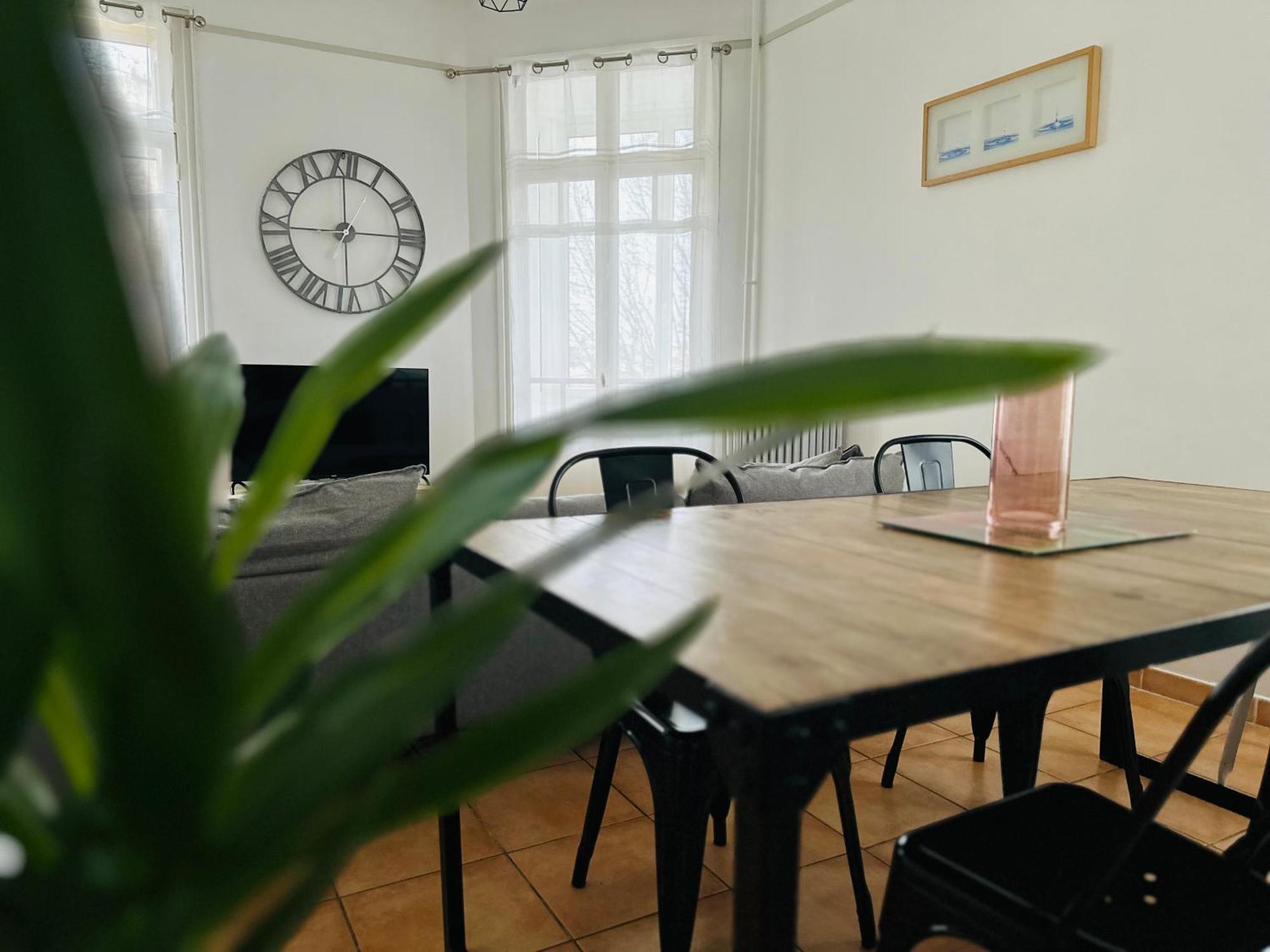 Appartement Lumineux Et Spacieux 2 Chambres Avec Parking Gratuit Dans La Rue Perpignan Exterior foto